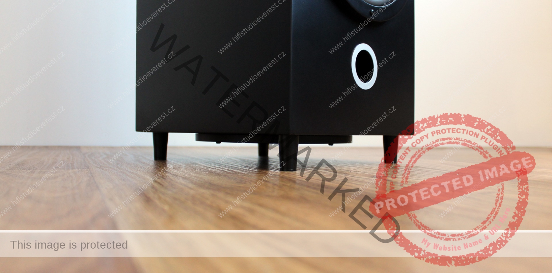 Dettaglio-piedini-Serie-Multico-UBSOUND-HiFistudioEVEREST